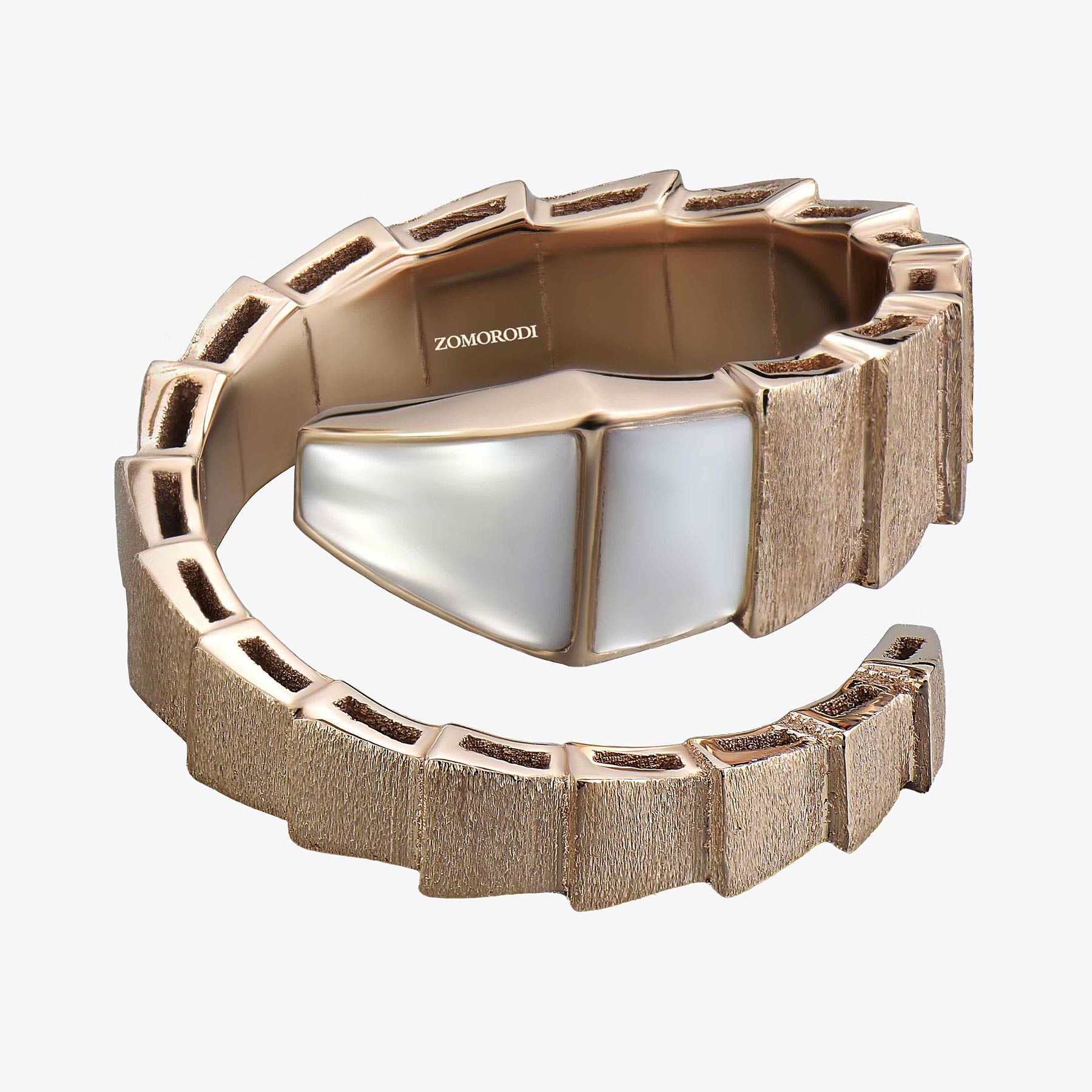 انگشتر طلا و صدف مار بولگاری (serpenti)